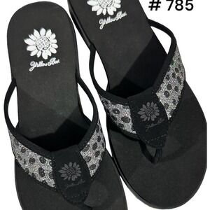 New YellowBox Sparkly Flip Flops Size 6.5